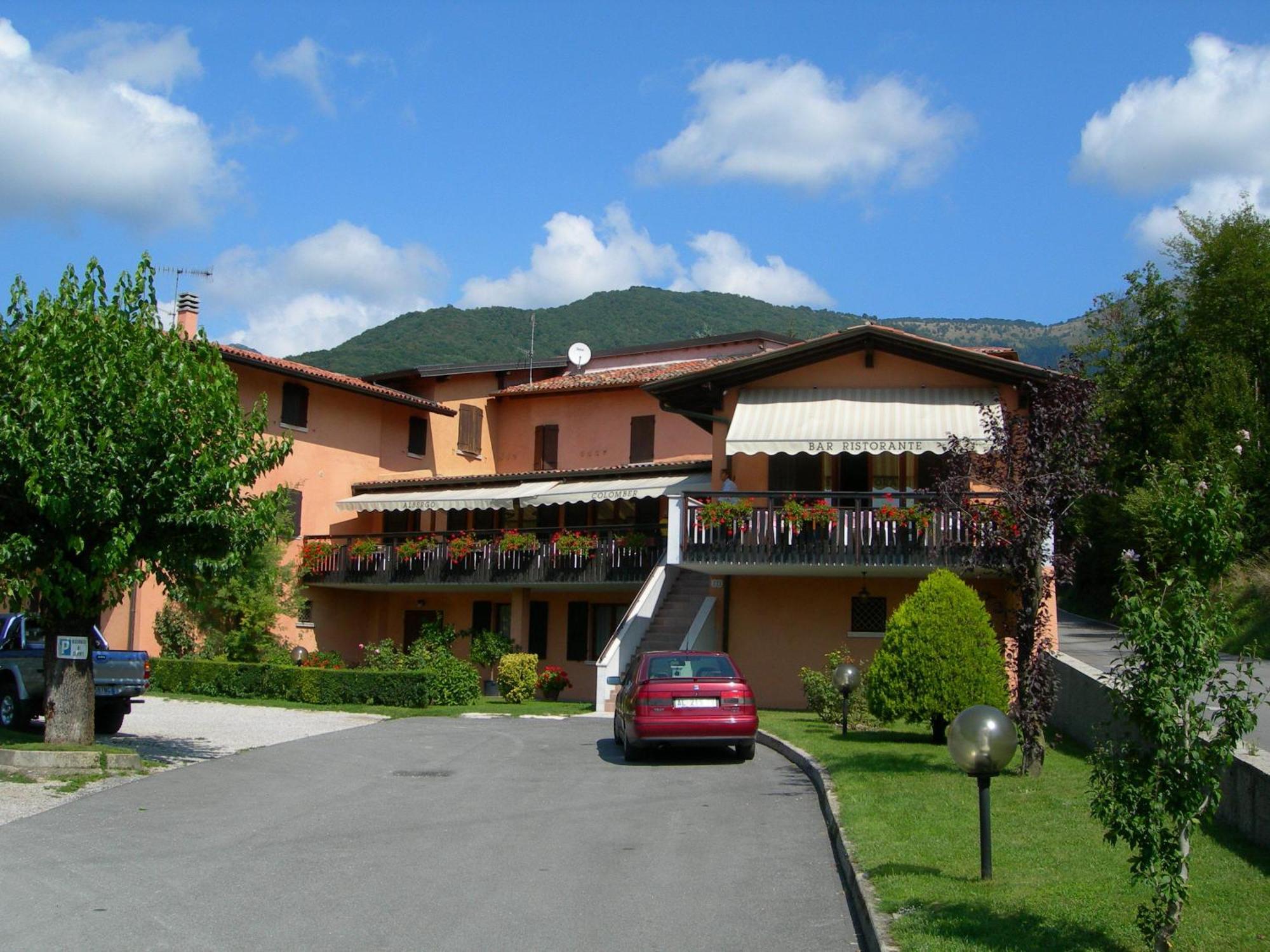 Hotel Colomber Gardone Riviera Eksteriør billede