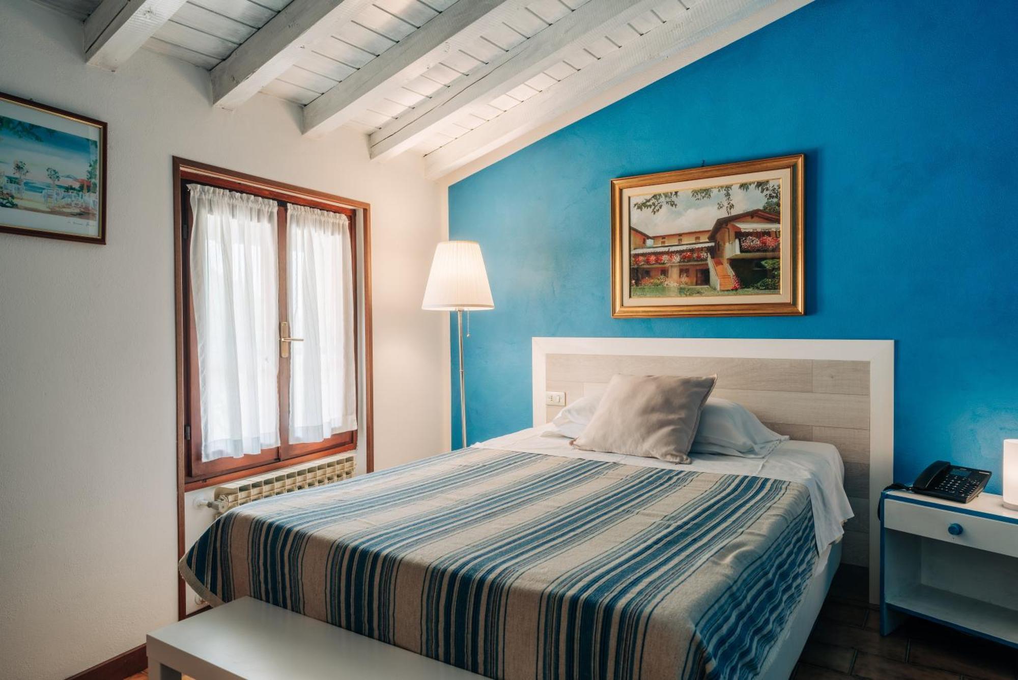 Hotel Colomber Gardone Riviera Eksteriør billede